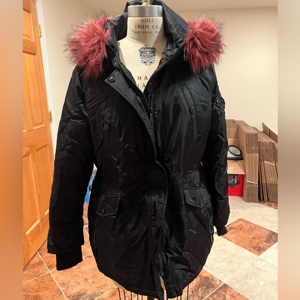 BCBG Winter coat. With faux burgundy fur colored hood!! Warm yet stylish!!